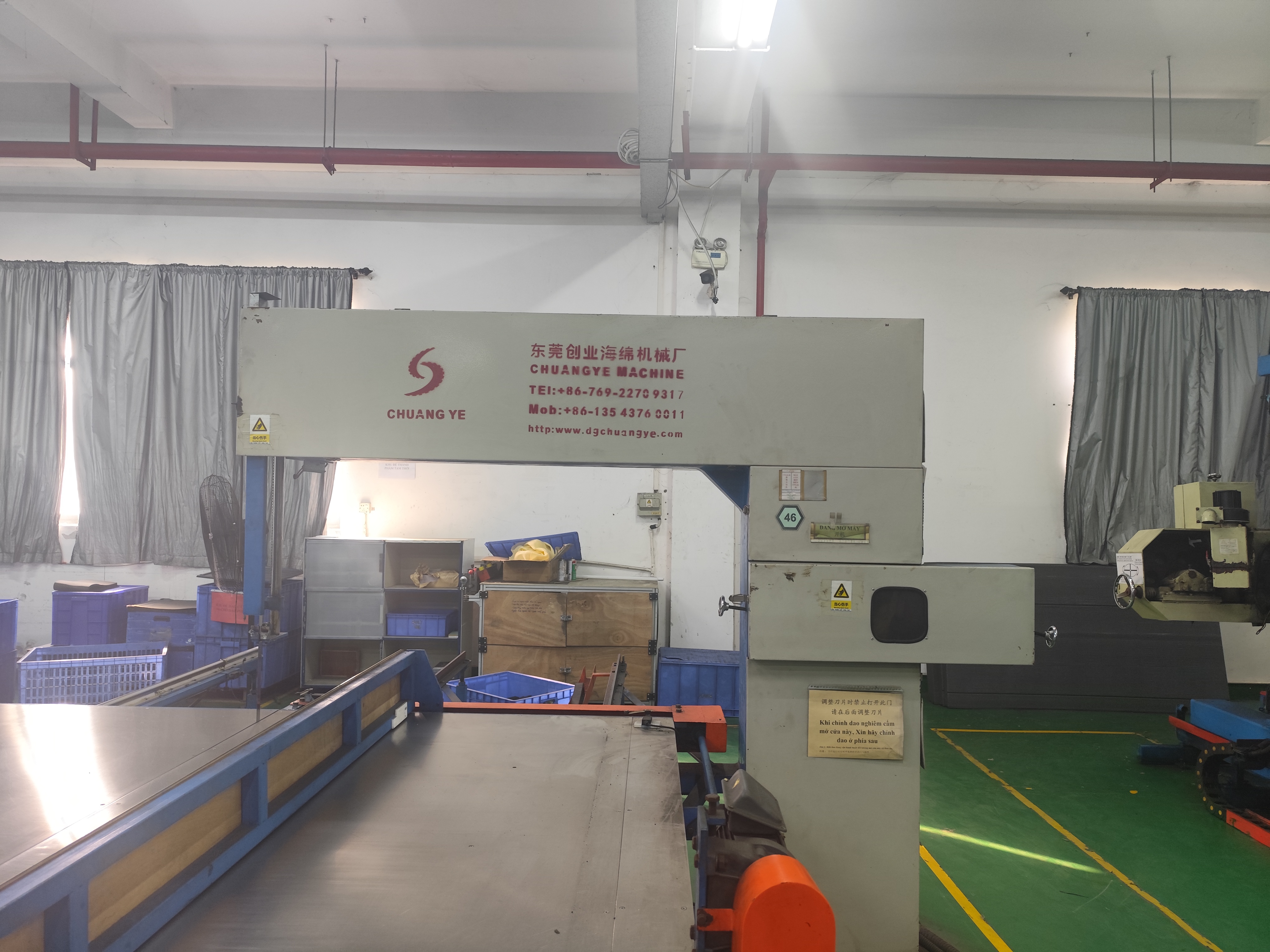 Cutting machine 4.jpg